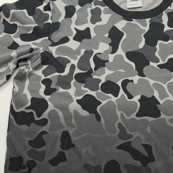 Adidas Originals Camo Tee - Picture 4 of 4